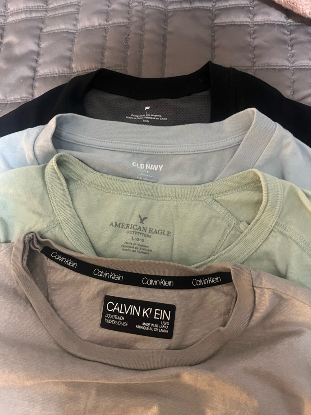 Men’s T-Shirt & Henley Bundle - Size Large (4 Shirts)